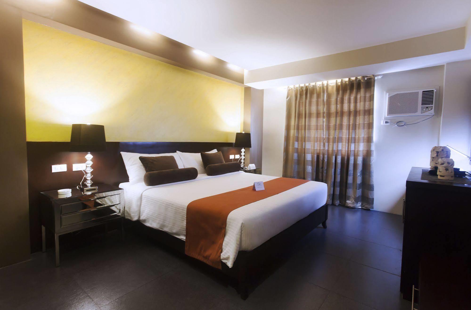 Grace Crown Hotel Angeles Ngoại thất bức ảnh